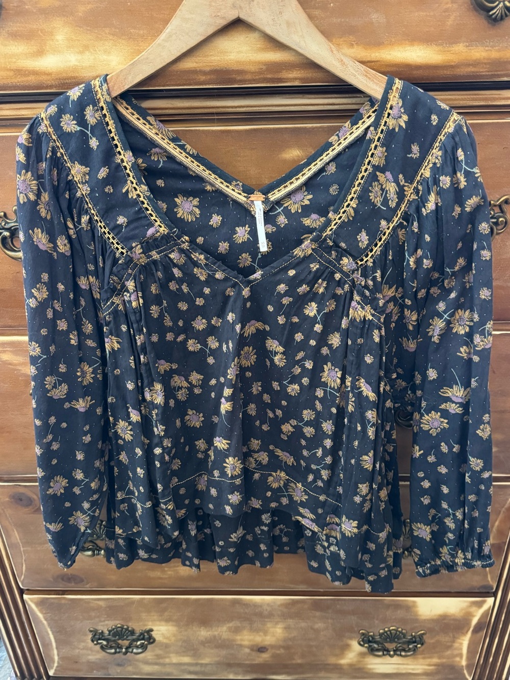 Free People Women’s XS Black Floral Boho Peasant Top Cotton Babydoll Blouse